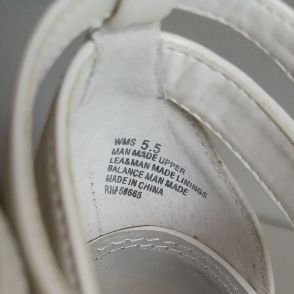 ❤️[3/$35] Tildon Janessa Strappy White Heels - Picture 7 of 12